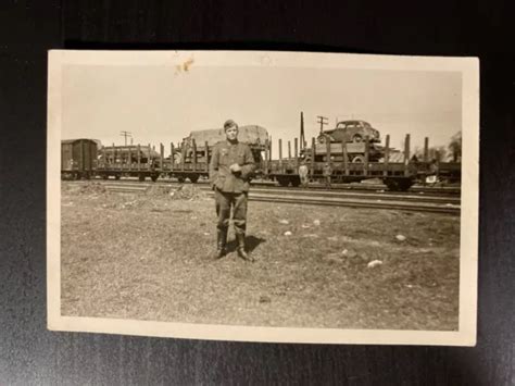 WEHRMACHT SOLDAT BAHNHOF Zug Auto Lkw Original Foto 2 WK Deutsches