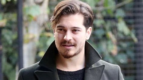 A Atay Ulusoy Un Yeni Dizisi Belli Oldu Blutv Den Resmi A Klama Geldi