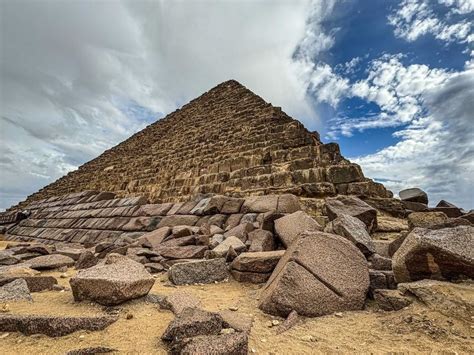 rejected  plan  reattach granite blocks   menkaure pyramid