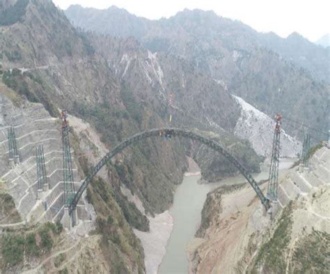 Arch closure of Chenab bridge completed; here's all you need to know ...