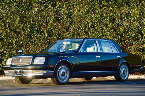 Toyota Century Car