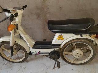 Motocicleta Vespino Blanca Clasica En France Clasf Vehicules