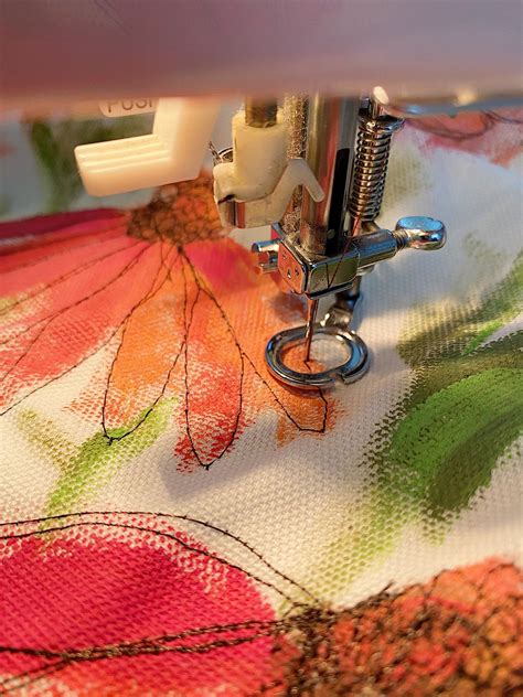 Free Motion Embroidery Applique Freehand Machine Embroidery Machine