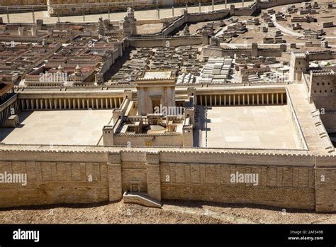 Herodian Temple Mount Hi Res Stock Photography And Images Alamy