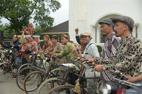 Peringatan Hari Batik Nasional 2022 Antara News