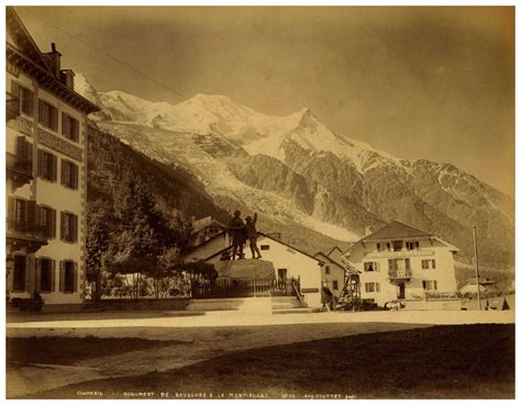 France Chamonix Monument De Saussure Et Le Mont Blanc Photo Aug