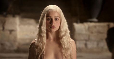 Emilia Clarke Says She Doesn T Regret Her Game Of Thrones Nude Scenes