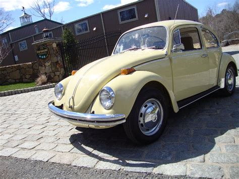 Classic 1971 VW Beetle Bug Shantung Yellow Sedan - Classic VW Beetles ...