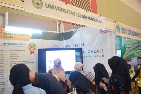 Pameran Pendidikan Lldikti Ix Stand Uim Dipadati Pengunjung