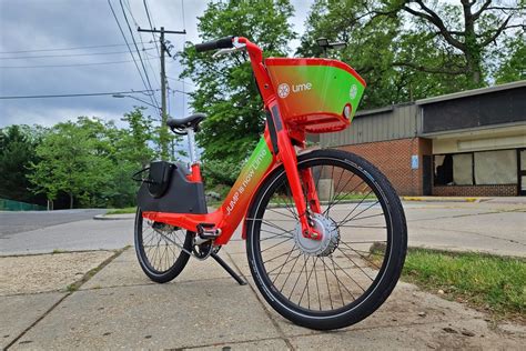 Lime bike at 20th Street and Rhode Island Avenue NE [02] | Flickr