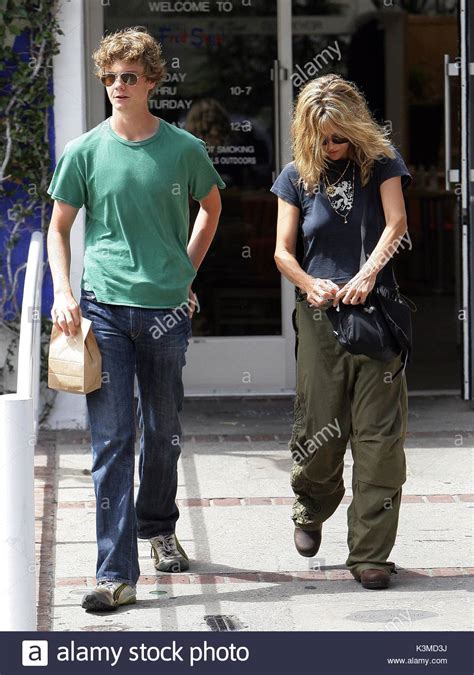 Meg Ryan Y Jack Quaid Meg Ryan Y Su Hijo De 16 Años Jack Henry Son