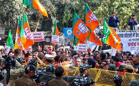 Delhi Bjp Stages Protests Against Aap Govt Demands Kejriwals Resignation