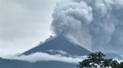 Guatemalas Fuego Volcano Erupted The Countrys Disaster Agency Says