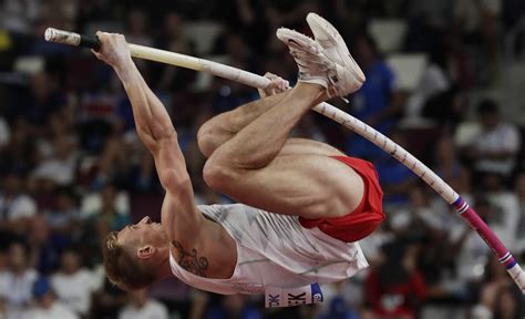 Lekkoatletyczne M Lisek W Finale Tyczki Odpadli Wojciechowski I