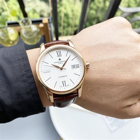 Vacheron Constantin นาฬิกาข้อมืออัตโนมัติ กลไกสามมือ ขนาดใหญ่ 42 มม