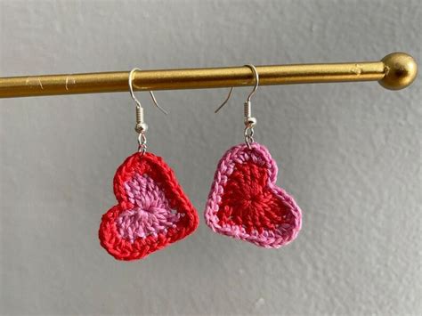 Pin By Beatriz M A On Amigurumis Y M S Crochet Earrings Pattern