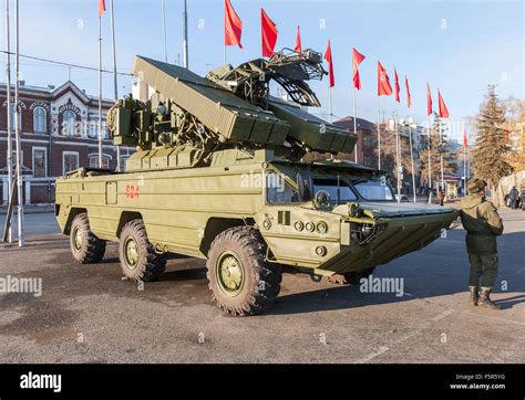 Russian Anti Aircraft Missile System Osa Sa Gecko Stock Photo Alamy