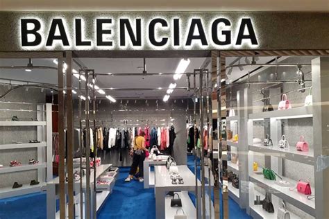 ¡aplica Las 3r Con Balenciaga La Marca Compra Tu Ropa De Regreso