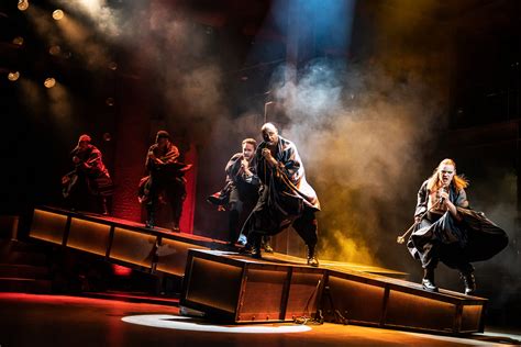 Quick Pics New JESUS CHRIST SUPERSTAR Tour Hits The Fox Theatre