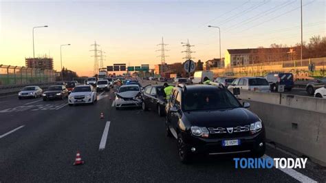 Incidente In Tangenziale A Rivoli Code Tamponamento Febbraio