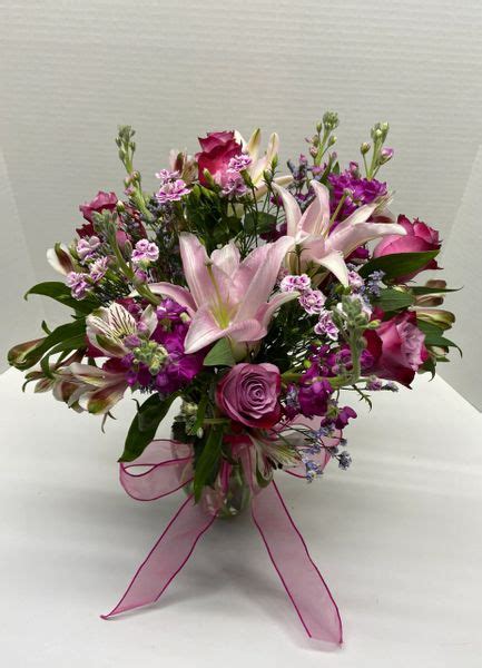 Pink Pearl | Blooming Arrangements, a real florist online.