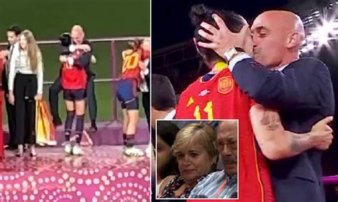 New footage of Luis Rubiales' Women's World Cup final kiss DISPROVES ...