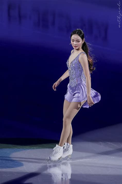 The 40 Most Gorgeous Figure Skating Outfits In Olympic History Artofit