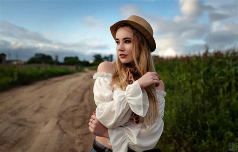 Wallpaper Nature Pose Model Portrait Jeans Hat Makeup Hairstyle