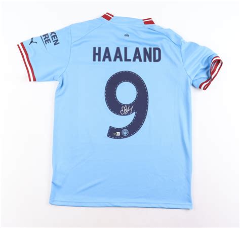 Erling Haaland Signed Manchester City Jersey (Beckett) | Pristine Auction