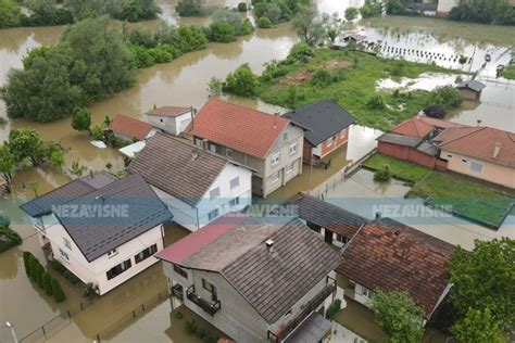 Vodostaji Se Smanjuju Poplave Iz Godine Nisu Bile Dovoljna Lekcija