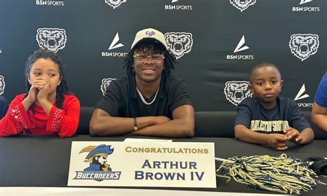 HoCo’s Arthur Brown signs to play college football at Charleston ...