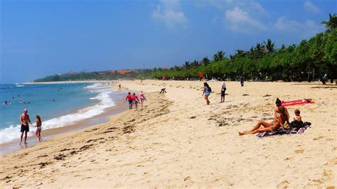 巴厘岛巴厘岛库塔海滩Kuta Beach旅游攻略库塔海滩地址 门票 自助游攻略 第六感别墅度假