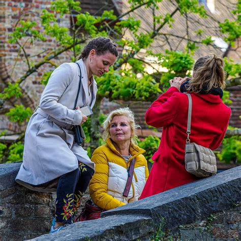 Taking A Pic Bonifaciusbrug Bridge Bruges Olympus OM Flickr