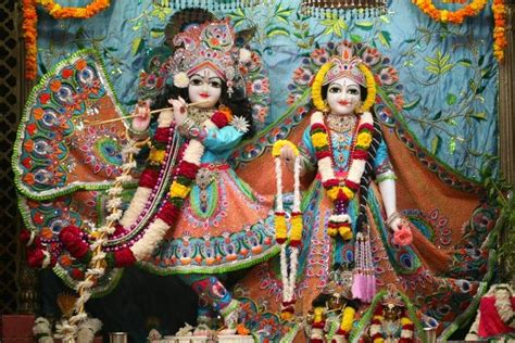 Sri Sri Radha Vrindavan Chandra Drashan as on Oct/30/2014 ~ Chant Hare ...