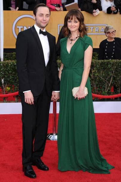 Alexis Bledel Marries Mad Mens Vincent Kartheiser In Secret Wedding