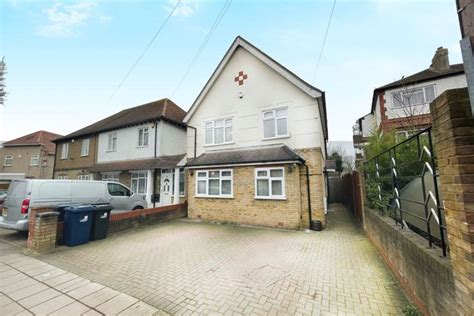 Homes For Sale In Lowden Road Southall Ub1 Buy Property In Lowden