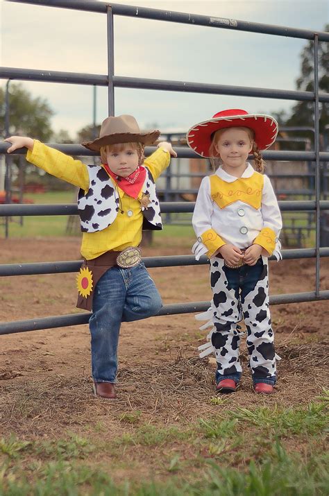 easy woody costume 2