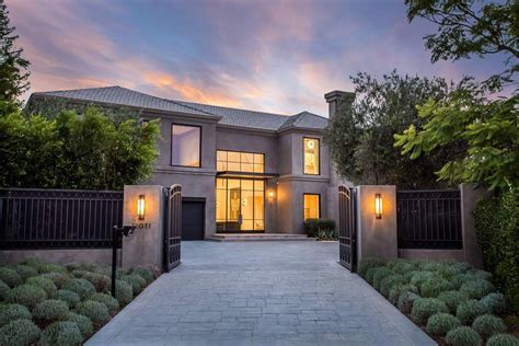 The Complete Guide To Los Angeles Gated Communities Opulence LA