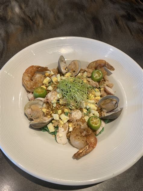 Moani Waikiki - Localicious Hawaii