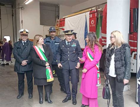 Pomezia Celebra La Patrona Dei Vigili Del Fuoco Presso Il Comando Di