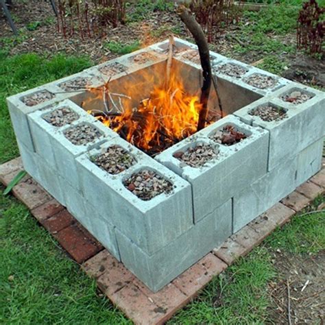 20 30 Diy Cinder Block Fire Pit Ideas Homyracks