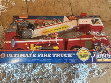 PAW Patrol Ultimate Rescue Fire Truck reviews in Action Figures ...