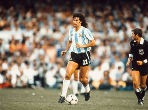 Mario Alberto Kempes El Matador Cordobés Revista Cábala Revista