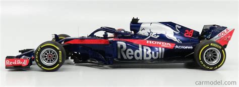 Minichamps 110180028 Scale 118 Toro Rosso F1 Str13 Honda Team Red