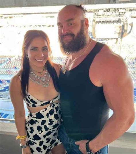 Braun Strowman Net Worth Wife Parents Age Height