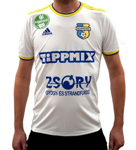 Mez K Vesd Zs Ry Fc Ausw Rts Trikot