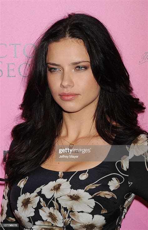 Adriana Lima Arrives To The Victorias Secret 6th Annual What Is News Photo Getty Images