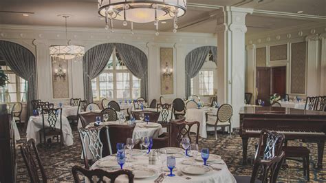 The Regency Room at Hotel Roanoke | French-Inspired Southern Cuisine