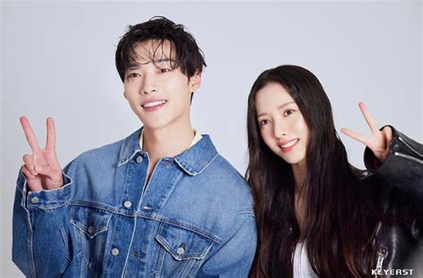 10 Potret Woo Do Hwan Dan Bona Wjsn Di Balik Layar Joseon Attorney