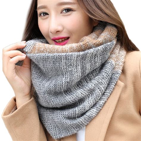 Learn How To Crochet A Stylish And Functional Snood With This Free